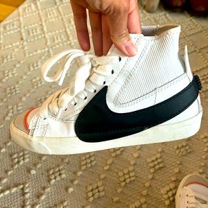 Nike Blazer Mid ‘77 Jumbo